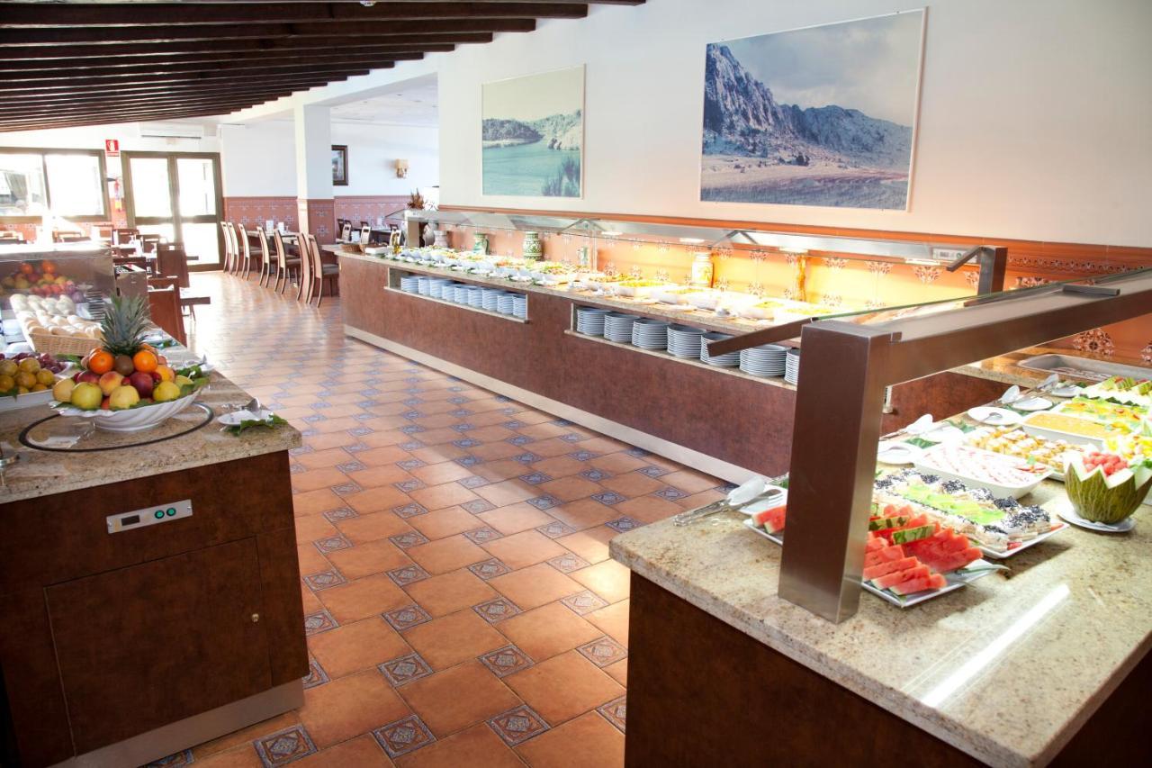 Hotel Tarik Torremolinos Bagian luar foto