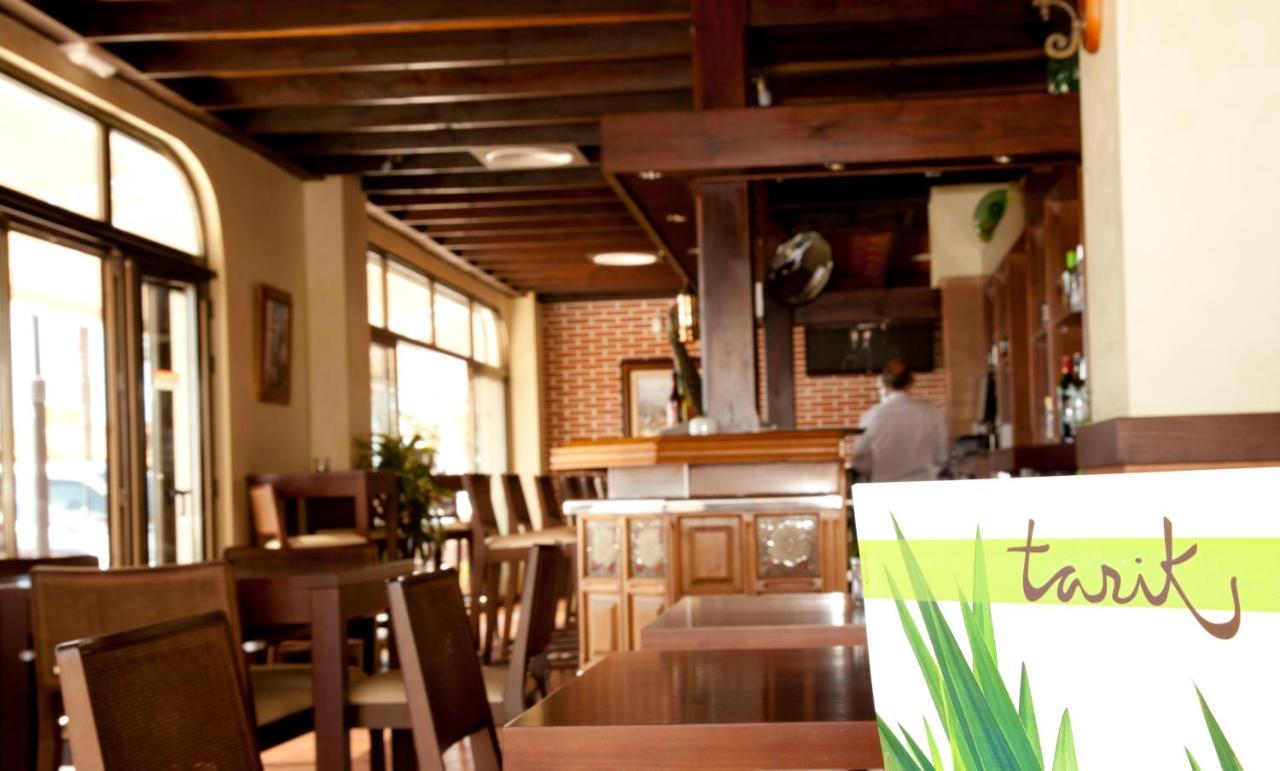 Hotel Tarik Torremolinos Bagian luar foto