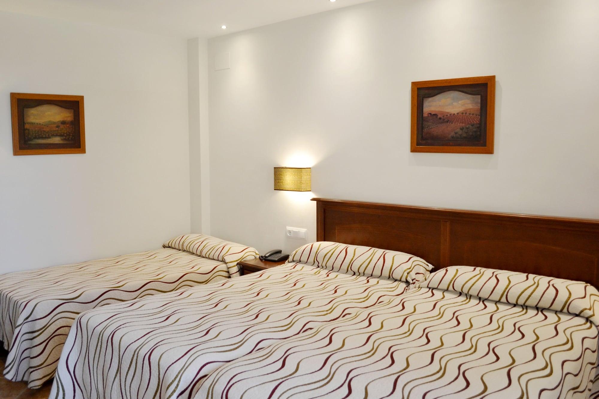 Hotel Tarik Torremolinos Bagian luar foto