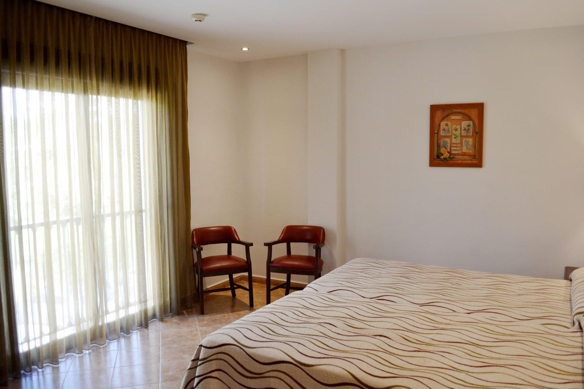 Hotel Tarik Torremolinos Bagian luar foto