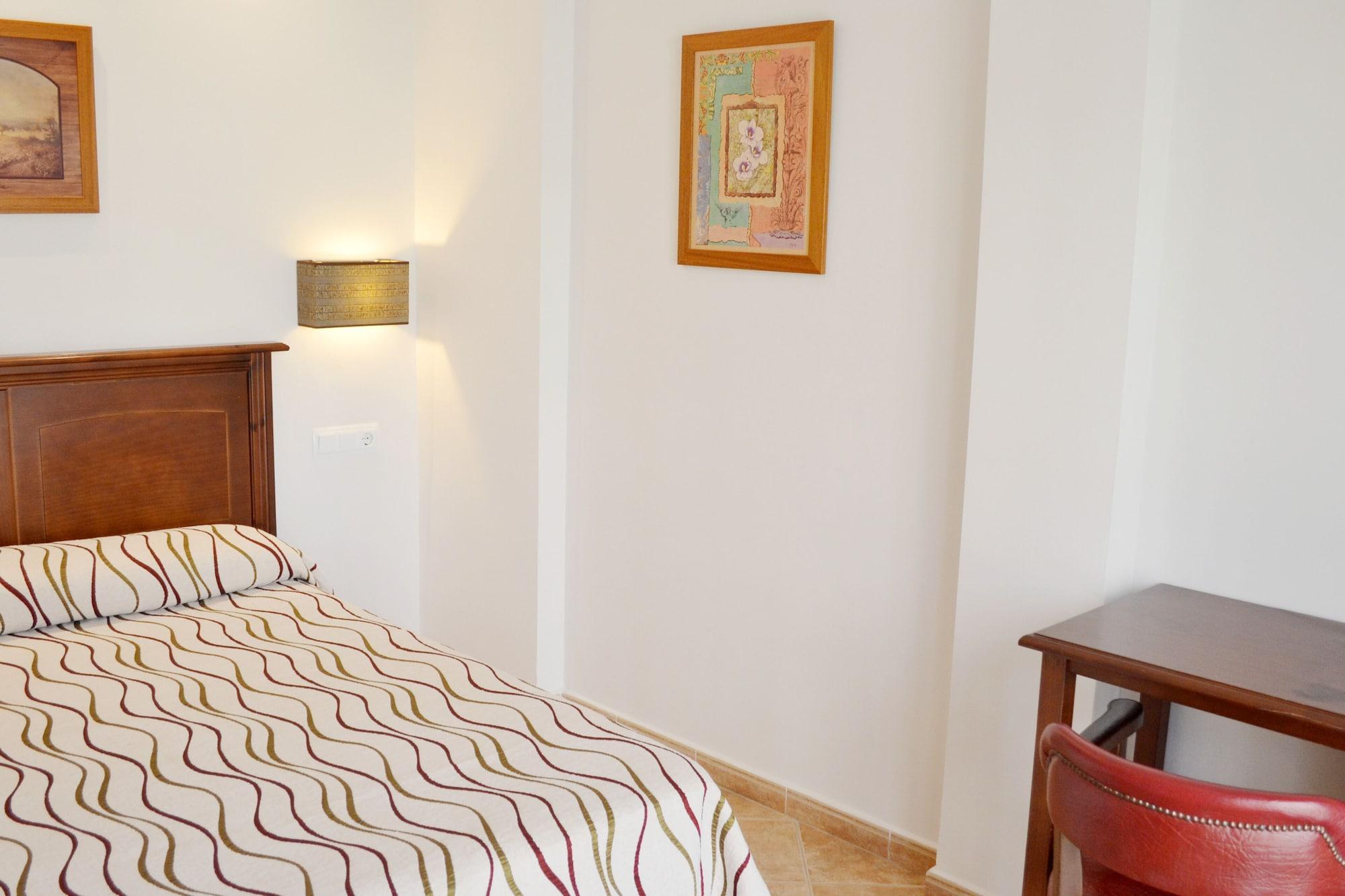 Hotel Tarik Torremolinos Bagian luar foto