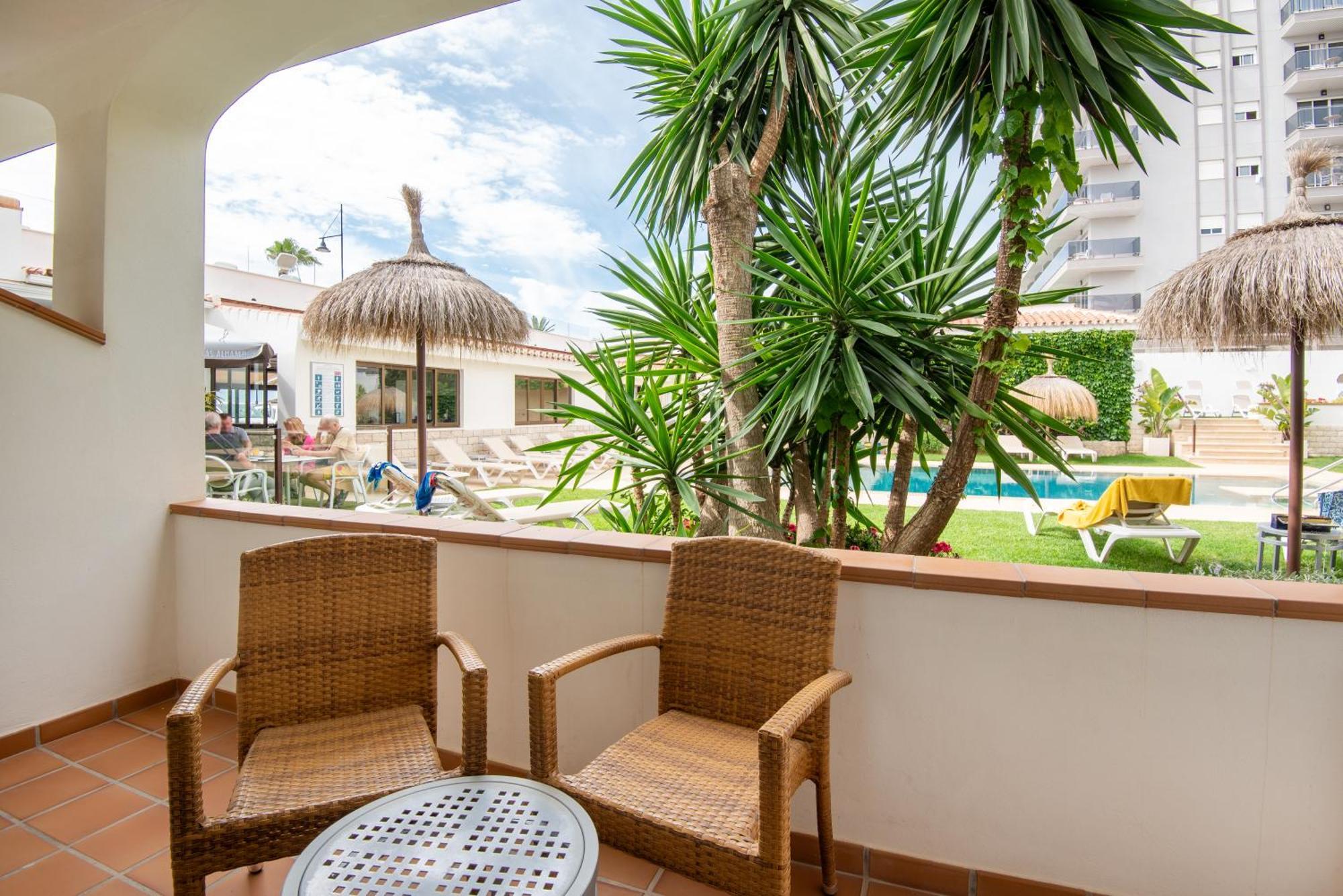 Hotel Tarik Torremolinos Bagian luar foto