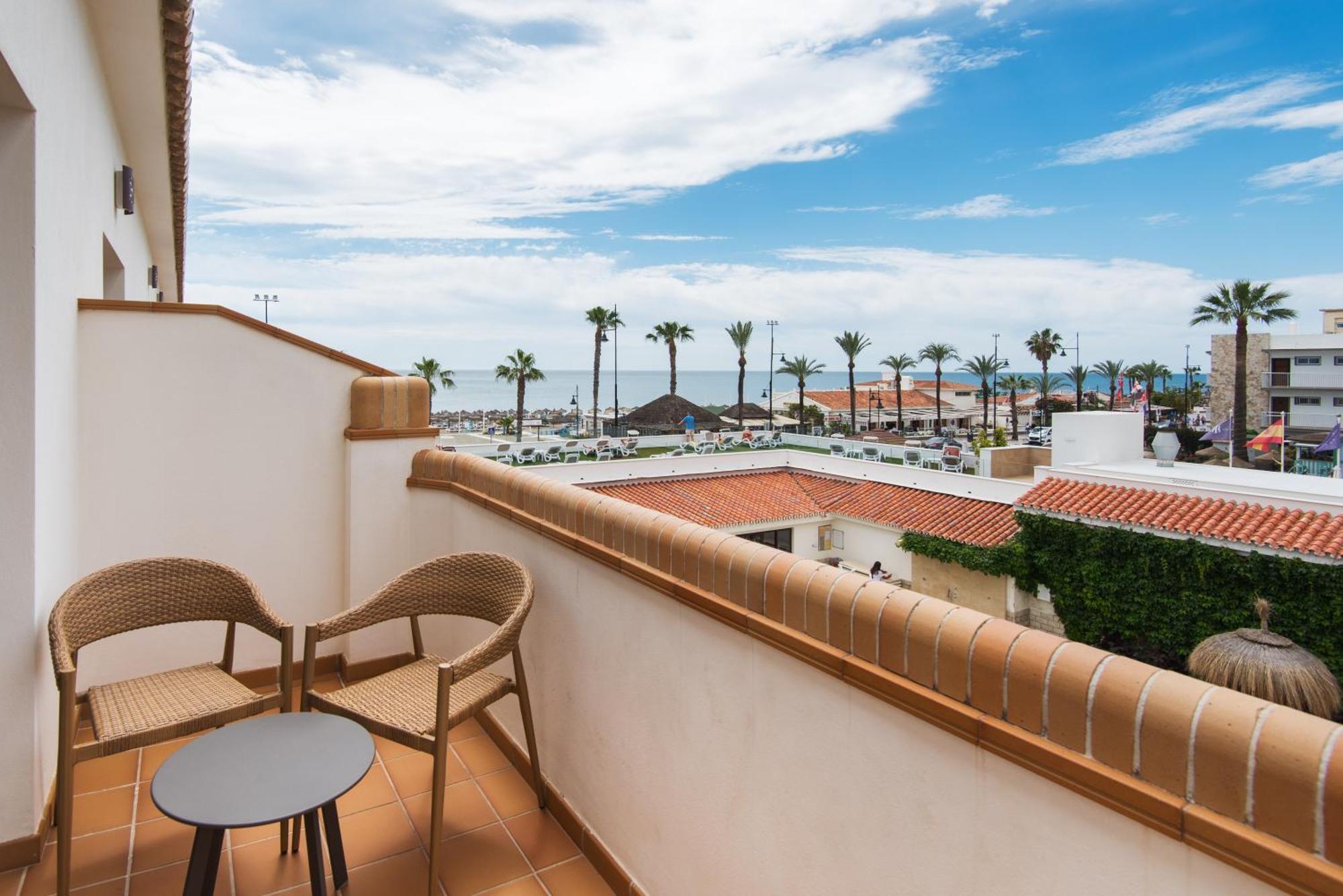 Hotel Tarik Torremolinos Bagian luar foto