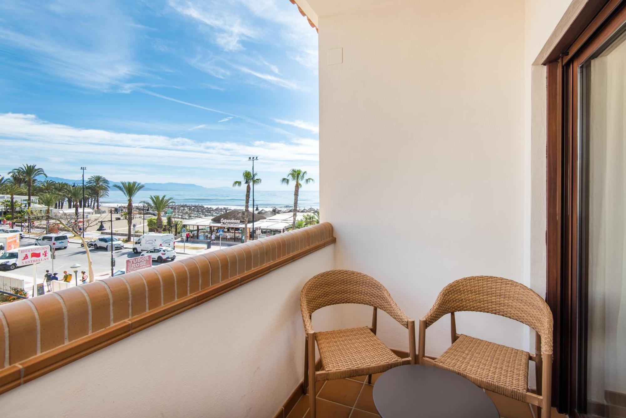 Hotel Tarik Torremolinos Bagian luar foto