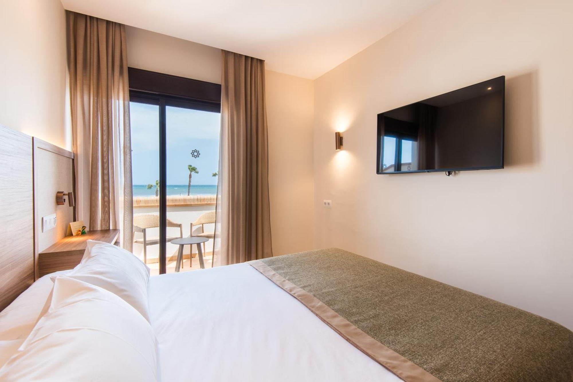 Hotel Tarik Torremolinos Bagian luar foto